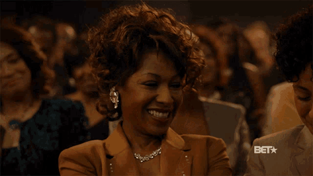Clapping Whitney Houston GIF - Clapping Whitney Houston The Bobby Brown Story GIFs