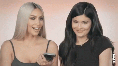 Lol Kim Kardashian GIF - Lol Kim Kardashian Kylie Jenner GIFs