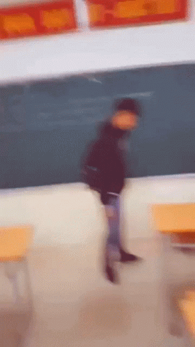 Duccho Student GIF - Duccho Student Cleaning GIFs