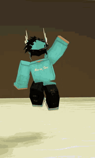 a cartoon character wearing a blue shirt that says moe van chris on it
