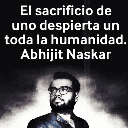 a black and white photo of a man with glasses and the words el sacrificio de uno despierta un toda la humanidad