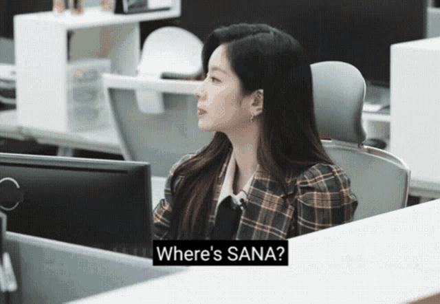 Finding Sana Where Is Sana GIF - Finding Sana Where Is Sana Sanasandrist GIFs