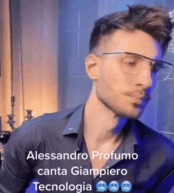 Giampiero Tecnologia Alex Perfume GIF - Giampiero Tecnologia Alex Perfume Giampytek GIFs