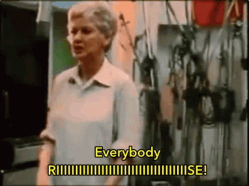 Elaine Stritch Everybody Rise GIF - Elaine Stritch Everybody Rise The Ladies Who Lunch GIFs