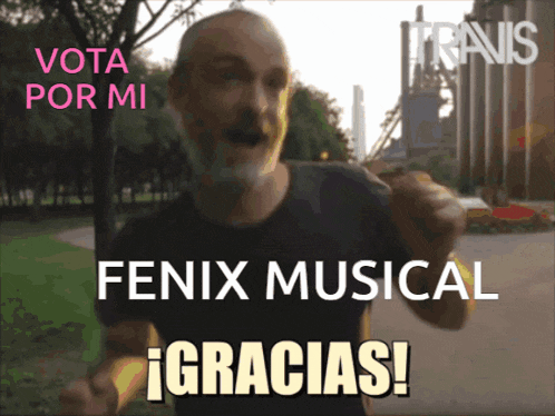 a man with a beard and a black shirt says fenix musical gracias
