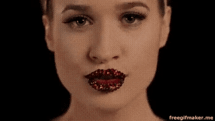 Laska Bombova Red Lips GIF - Laska Bombova Red Lips Singing GIFs