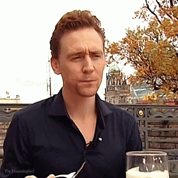 Tom Hiddleston Food GIF - Tom Hiddleston Food GIFs