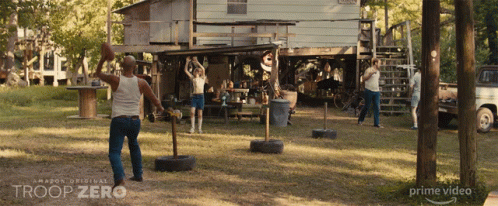 Catch Here GIF - Catch Here Ouch GIFs