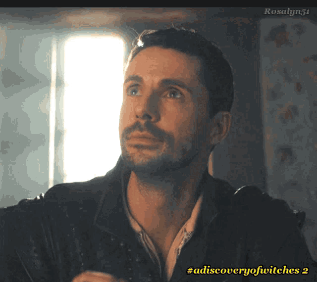 Matthew Goode A Discovery Of Witches GIF - Matthew Goode A Discovery Of Witches Chuckle GIFs