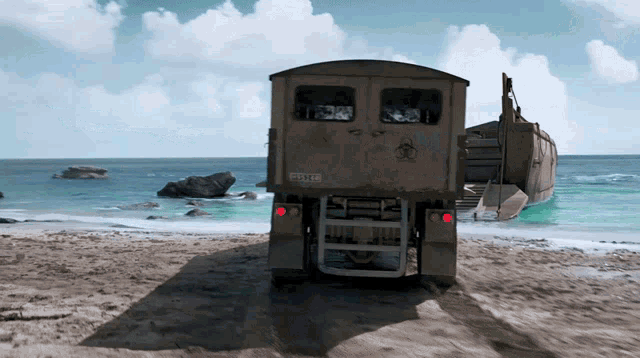 Exfiltration Call Of Duty GIF - Exfiltration Call Of Duty Pacific Gameplay GIFs
