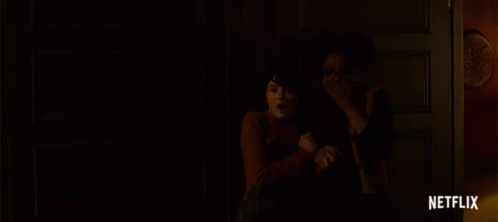 Omg Scared GIF - Omg Scared Surprised GIFs