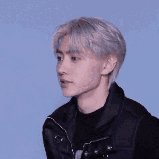 Upprside Sunghoon GIF