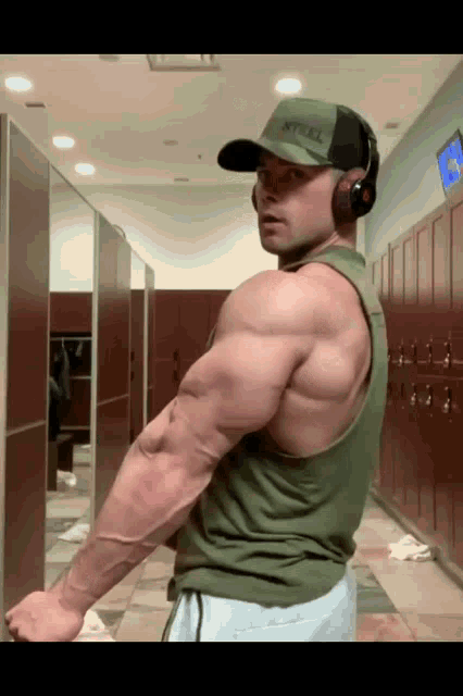 Muscle Muscles GIF - Muscle Muscles Cody Drobot GIFs