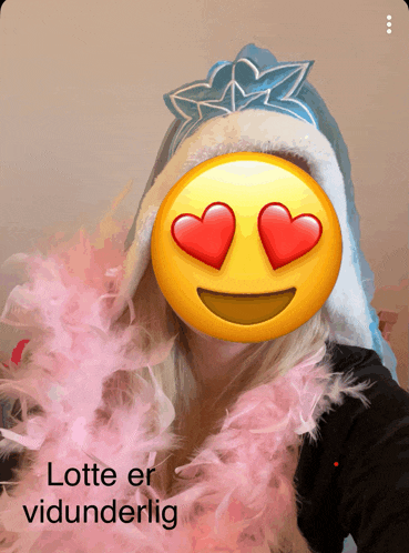 a woman with a smiley face on her face and the words " lotte er vidunderlig " on the bottom