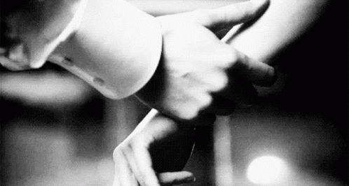 Hold Hands GIF - Hold Hands Couple GIFs