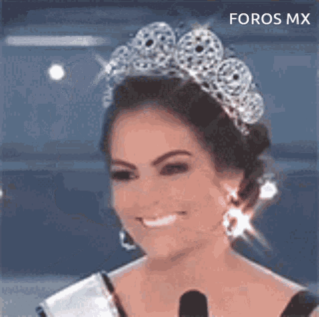 Ximena Navarrete Miss Universe2010 GIF - Ximena Navarrete Miss Universe2010 Miss Universo2010 GIFs