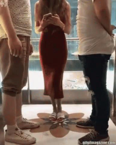 Suck It In GIF - Suck It In Suck In Your Stomach Skinny GIFs
