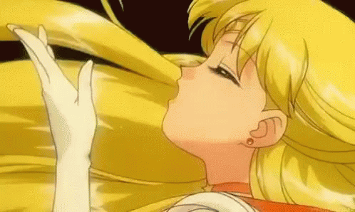 Kiss Sailor Moon GIF - Kiss Sailor Moon Venus GIFs