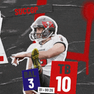 a tampa bay buccaneers football player with the number 10