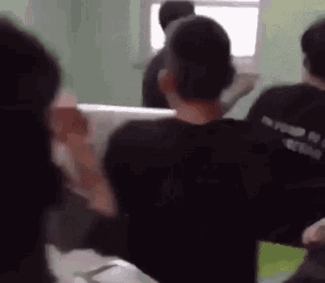 Shuzra Laptop Fight GIF - Shuzra Laptop Fight Why This Dude Filming With A Laptop GIFs