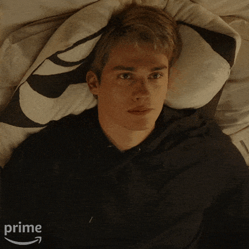 I'M Hanging Up Now Prince Henry GIF - I'M Hanging Up Now Prince Henry Nicholas Galitzine GIFs