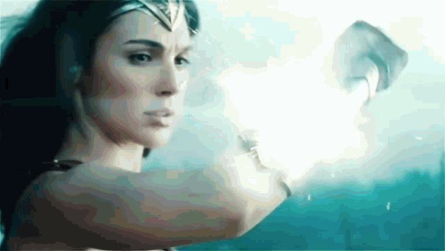 Wonder Woman Justice League GIF - Wonder Woman Justice League Gandar Woman GIFs