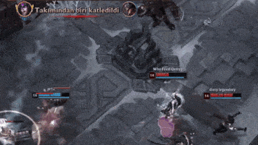 a screenshot of a video game with the words takimindan biri katledildi