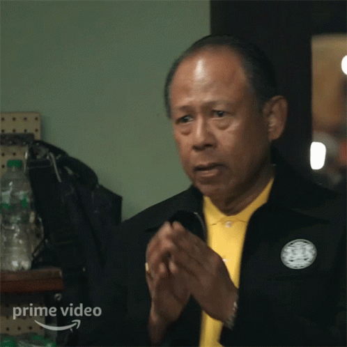 Showing Respect General Anupong GIF - Showing Respect General Anupong Thirteen Lives GIFs