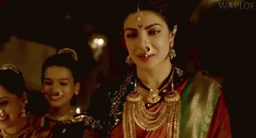 बॉलीवुड प्रियंका चोपड़ा मस्त GIF - Bollywood Priyanka Chopra Badhiya GIFs