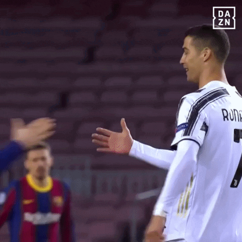 Messi Ve Ronaldo GIF - Messi Ve Ronaldo GIFs
