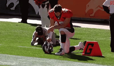 Tim Tebow GIF - Tim Tebow Tebowing GIFs