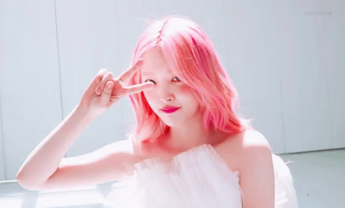 Sulli Choi Jinri GIF - Sulli Choi Jinri Pink GIFs