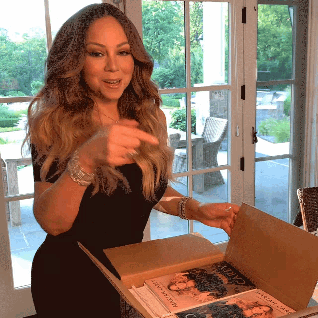 Mariah Carey Mariah GIF - Mariah Carey Mariah Mariah Book GIFs