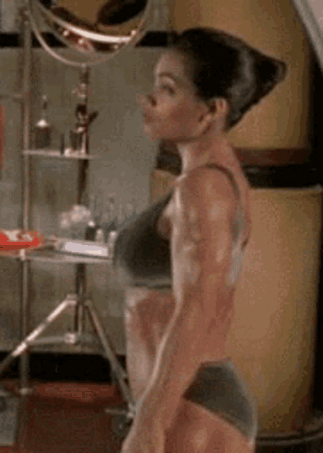 Muscle Girl Breast Expansion GIF - Muscle Girl Breast Expansion Flexgirl GIFs
