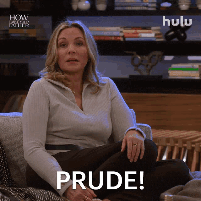 Prude Sophie GIF - Prude Sophie How I Met Your Father GIFs