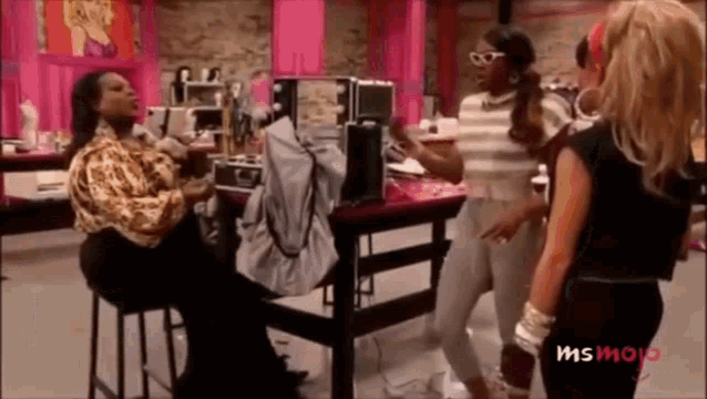 Dida Ritz Sop It Up GIF - Dida Ritz Sop It Up Jesuis Is A Biscuit GIFs