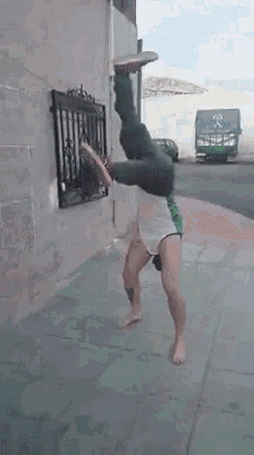 Strong Legs Strong Hands GIF - Strong Legs Strong Hands Hand Stand GIFs