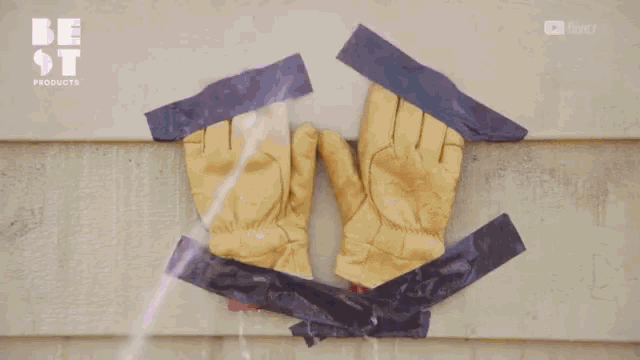 Savage Gloves GIF - Savage Gloves Whoa GIFs