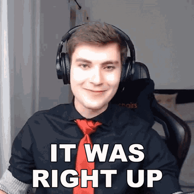 It Was Right Up Blazybard GIF - It Was Right Up Blazybard Robbie Trickett GIFs