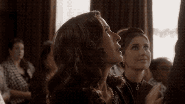 Vc Andrews Oh No GIF - Vc Andrews Oh No All That Glitters GIFs