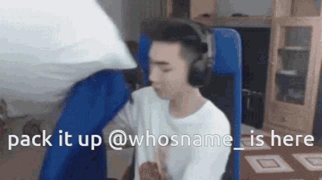 Whosname_ Pack It Up Names Here GIF - Whosname_ Pack It Up Names Here GIFs