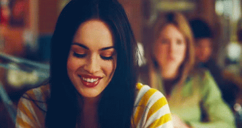 Rigoler GIF - Megan Fox Smile Laugh GIFs