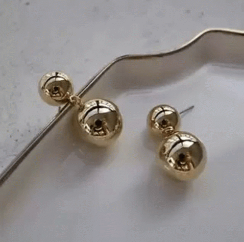 Gold Plated Jewelry Waterproof Jewelry GIF - Gold Plated Jewelry Waterproof Jewelry GIFs