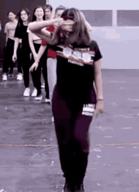Maloi Biniph GIF