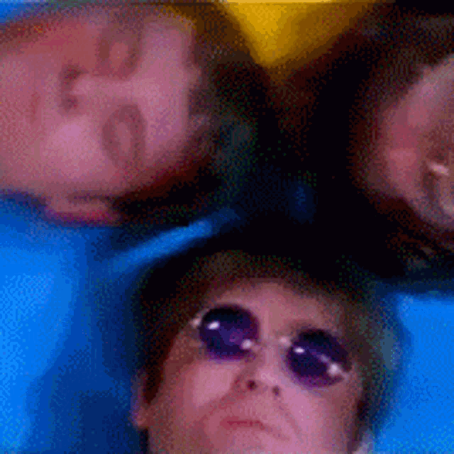 Spinning Paul Mcguigan GIF - Spinning Paul Mcguigan Noel Gallagher GIFs