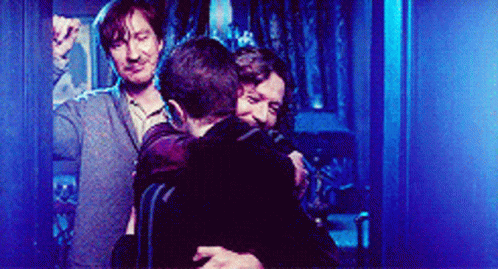 Harry Potter Hugging GIF - Harry Potter Hugging Love GIFs