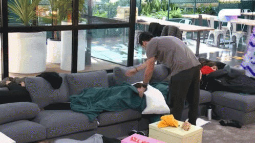 Reality Tv Put To Bed GIF - Reality Tv Put To Bed Tired GIFs