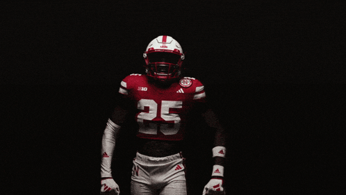 a football player with the number 25 on his uniform