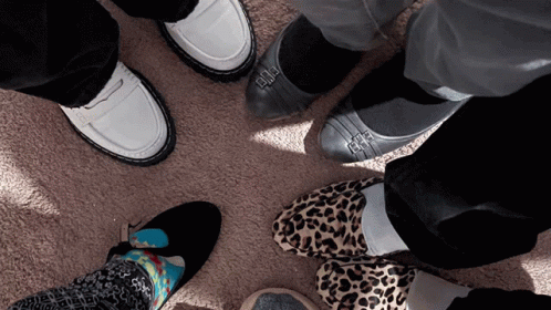 40 Shoes GIF - 40 Shoes GIFs