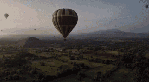 Hot Air Balloon Vanity Van GIF - Hot Air Balloon Vanity Van Roadside GIFs